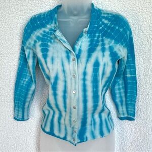EUC Eyn 3/4 sleeves cardigan, pearl buttons, blue & white tie-dye